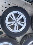 Felgi Audi Q3 2019 orginalne 5x112 opony nokian wielosezon 215/65 r17
