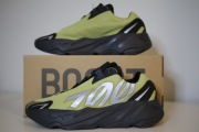 Buty Adidas YZY 700 Yeezy rozmiar 39,5 Nowe