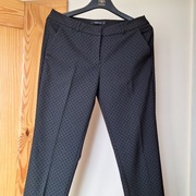 Czarne spodnie rozm.36 Mohito 