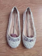 Nowe ażurowe koronkowe balerinki baletki ecru nude kremowe 19,5cm 31