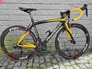 Pinarello Marvel Carbon Ultegra Stages szosa.