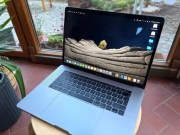 Macbook Pro 15 2019 i7 32gb RAM 512gb ssd