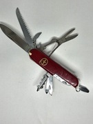 Scyzoryk multitool, niezbędnik turystyczny