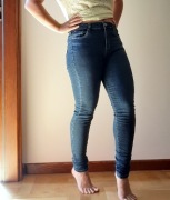 Jeansy ciemnogranatowe goodies