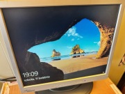 Monitor Fujitsu Siemens k17an używany
