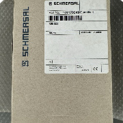 Przekaźnik bezpieczeństwa AES1235 Schmersal