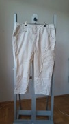 Kremowe spodnie nogawki 3/4 rybaczki bermudy XXL / 44