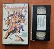 Akademia Policyjna 7 (Jerzy Rosołowski) - Kaseta VHS [Podgląd obrazu!]