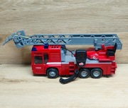 Duża Straż Pożarna dźwięki, radio CB, woda.