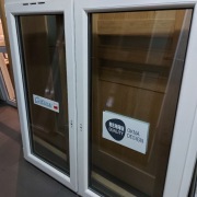 Okno po ekspozycyjne ,  nie używane.