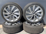 Felgi  Skoda 18” 5x112 + opony 225/40/18 wielosezonowe 2024r
