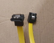Kabel SATA kątowy SATA prosty 70 cm żółty