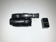 Kamera video BLAUPUNKT CCR 840 HIFI na kasety Video8 8mm zestaw