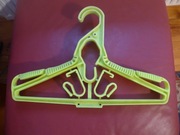 Wieszak dedykowany do pianek nurkowych, surfingowych