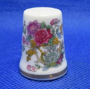 Naparstek Kolekcjonerski Porcelanowy Paragon - Kosz Kwiatów 