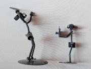 Metalowe figurki metaloplastyka tenisista i fotograf