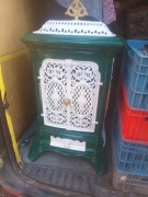 Piękna stara, żeliwna, odrestaurowana francuska koza