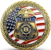 Medal pamiątkowy FBI wraz z czapką z daszkiem typ myśliwski + upominek