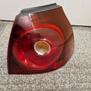 Golf V R32 Lampa prawa tył 1K6945096T