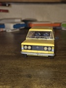 Klocki Cobi Fiat 125p żółty, kompatybilne z Lego