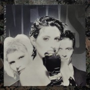 NEWS - Sort Pa Hvidt - LP Album 1990 EX