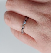 Pierścionek elastyczny kamieni labradoryt hematyt