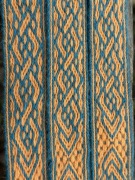Wełniany pas, Krajka tkana na tabliczkach, entwined knots