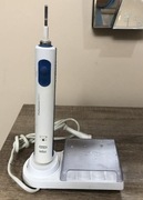 Szczoteczka BRAUN ORAL-B Profesional Care 4729 + ładowarka 3757 + pojemnik 