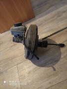 Serwo że zbiorniczkiem 