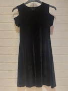 Czarna sukienka aksamitna 10-11 lat