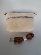 nowa torebka z futerka 20x15x8 cm brak metki