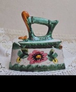 Ceramiczne żelazko -Dekoracja