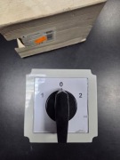 Łącznik krzywkowy APATOR 1-0-2 3P 40A 4G40-53-pk