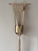 Kwietnik makrama na ścianę