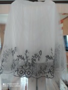 Spódnica biała tiulowa wyszywana 