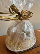 Porcelanowa maselniczka, figurka królika, zając wielkanocny