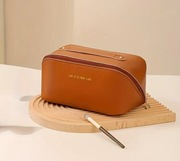 Kosmetyczka damska podróżna kuferek