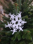 Śnieżynki z makramy