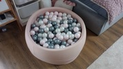 Basen z piłeczkami