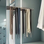 Emuca Wysuwany boczny wieszak na krawaty Quartz