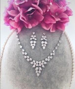 Komplet biżuterii ślubnej