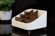 Organizer na kosmetyki perfumy, designerski biały toaletka 10 przegródek 