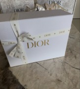 Dior białe piękne pudełko prezentowe złote logo luksusowe 33/24cm + wstążka