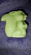 Ceramiczna stara figurka zielona wiewiórka 