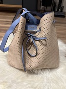 Beżowa ażurowa torba Guess