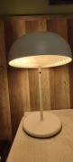 Lampa stołowa Ikea Nymane biała. 