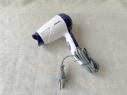 Suszarka do włosów Philips SalonDry Compact 1400W, HP8103