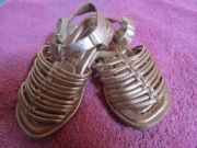 Sandałki dziewczęce rzymianki ZARA złote r.24