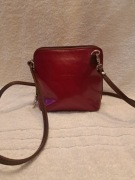 Torebka małą listonoszka Vera Pelle