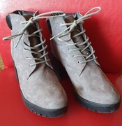 Buty damskie 36. Obcas, ocieplane, zamsz. 